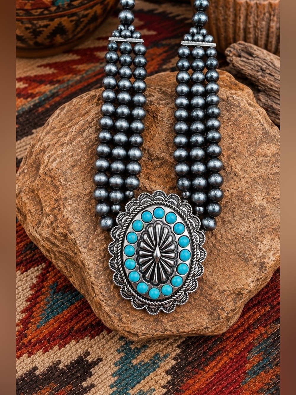 Southwest Western Faux Turquoise Navajo Pearl Inspired Concho Costume Necklace - Picture 3 of 5